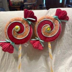 Vibrant 17 in pink swirl lollipops with sprinkles